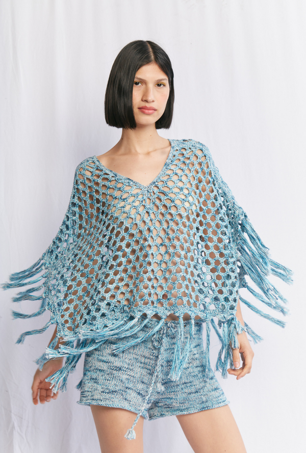 CARINA PONCHO