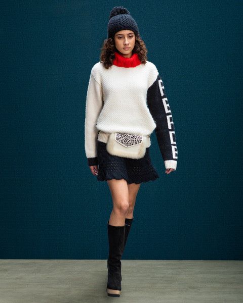 PEACE SWEATER